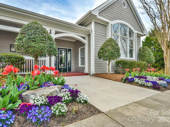 17307 Villanova Rd, Huntersville, NC 28078
