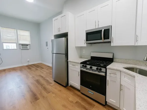 233 Troy Avenue image 1 of 2