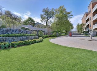 75 Stone Ridge Way #2G, Fairfield, CT 06825