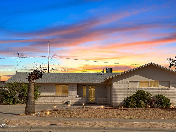 2nd image of 252 Vista Rio Cir