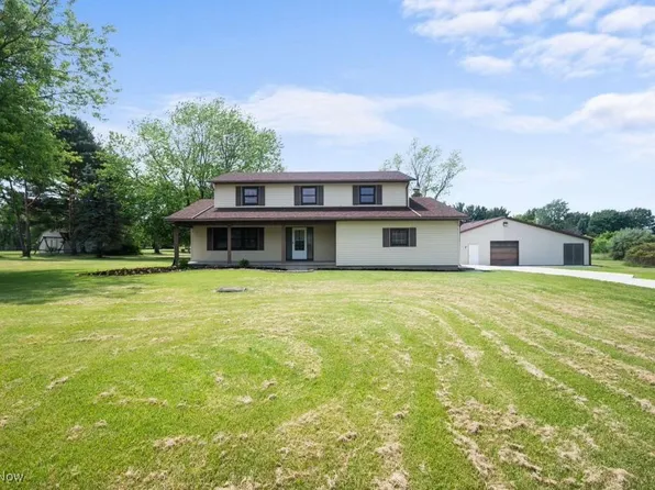 1910 Baumhart Rd, Vermilion, OH 44089