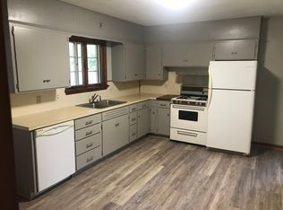 120 W Myrtle St, Littlestown, PA 17340