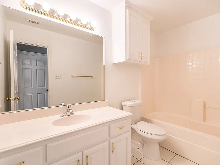 5813 Blackmon Ct — Photo 13