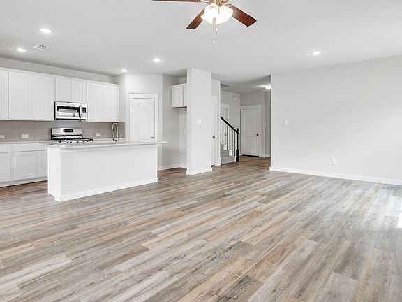 7th image of this home
