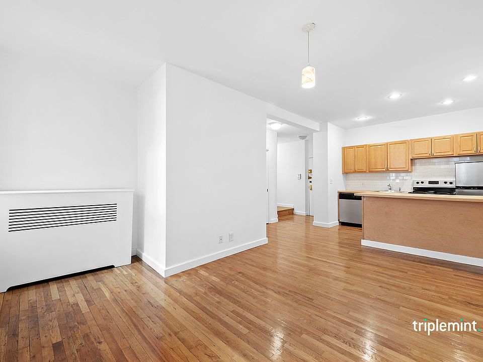 1st image of 9 E 17th St #3R