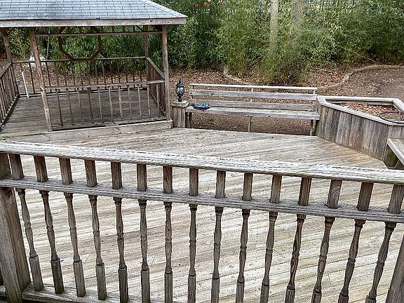 3rd image of 36 Sharon Dr