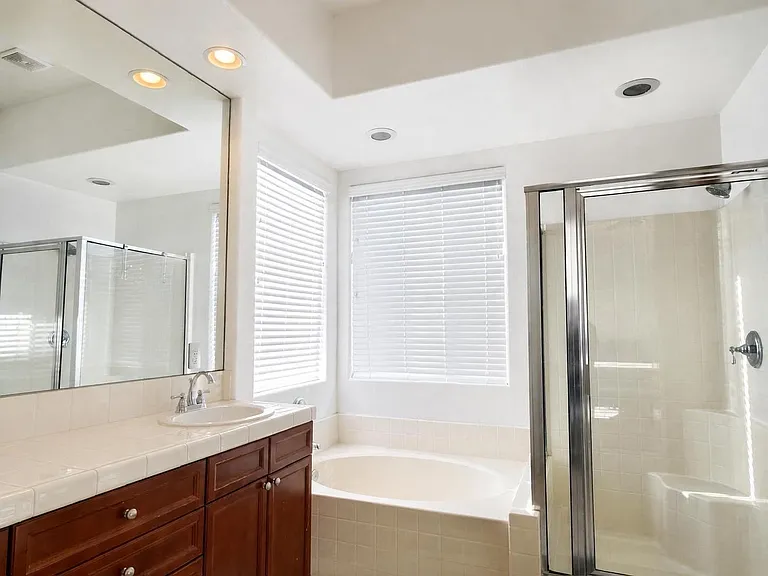 11495 Foxdale Dr — Photo 28