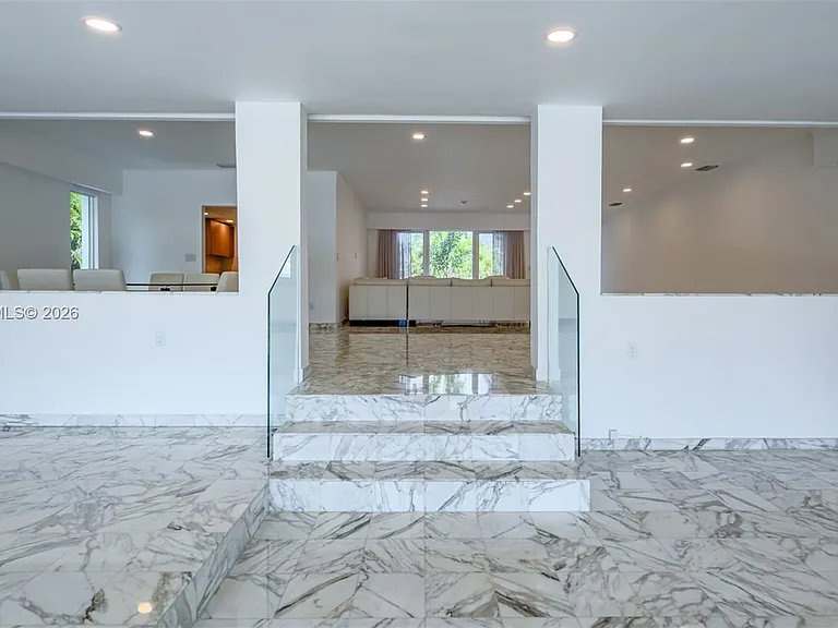 1690 Daytonia Rd — Photo 23