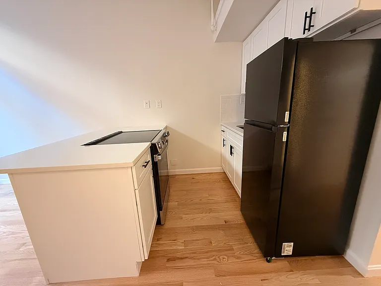 12 Stoneholm St #309 — Photo 3