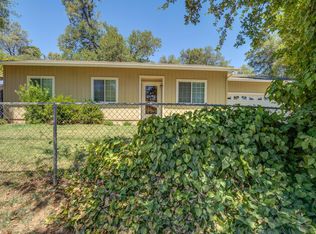 17812 Peterson Ln, Redding, CA 96003