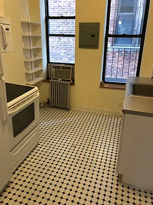 Rented by Compass | media 19