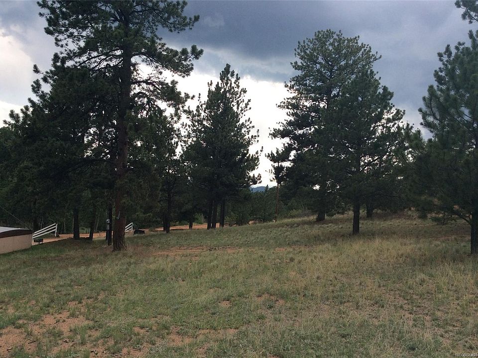 1st image of 3140 Pikes Peak Dr