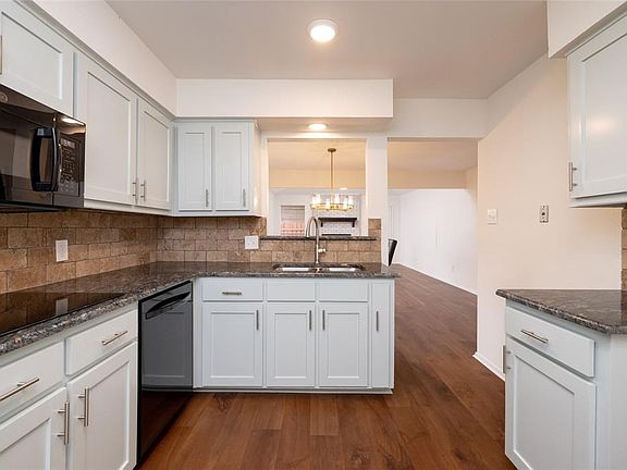 5th image of 1608 Trailridge Dr