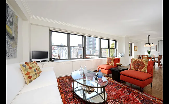 Sold by Douglas Elliman | media 15