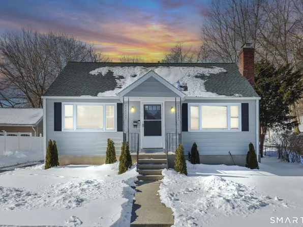 11 Stratfield Place, Bridgeport, CT 06606
