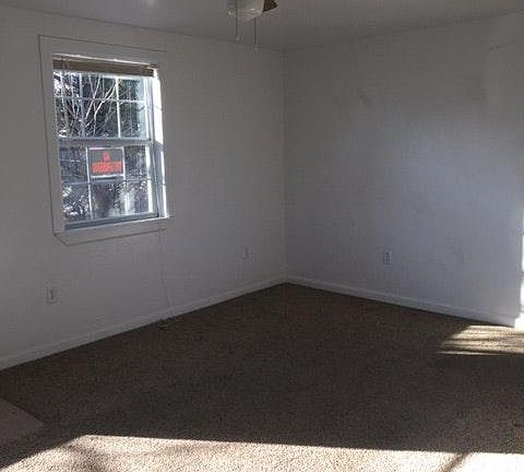 5th image of 1405 1/2 NW Williams Ave