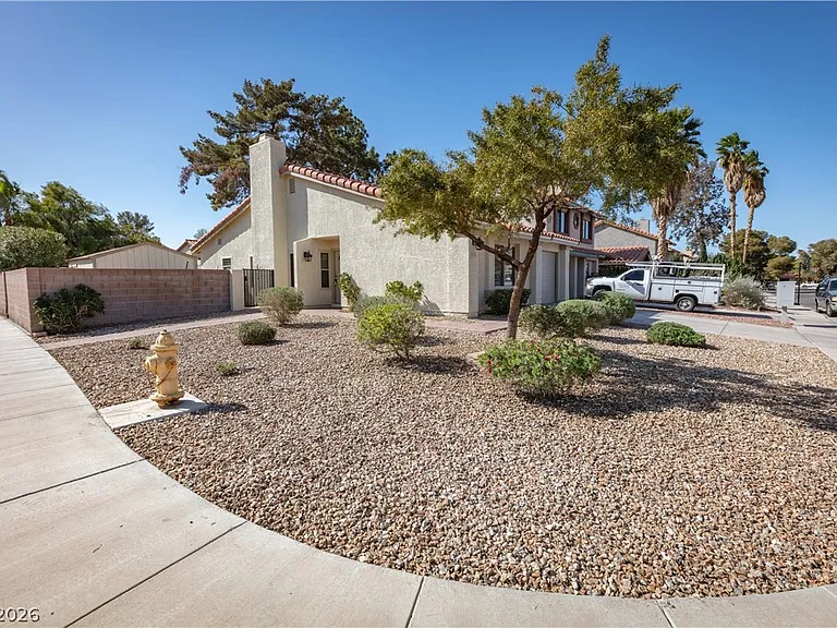 363 Tierra St — Photo 12