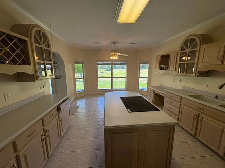 83 Lake Lorraine Cir — Photo 3