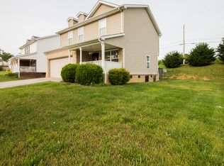 7815 Princeton Falls Ln, Knoxville, TN 37938