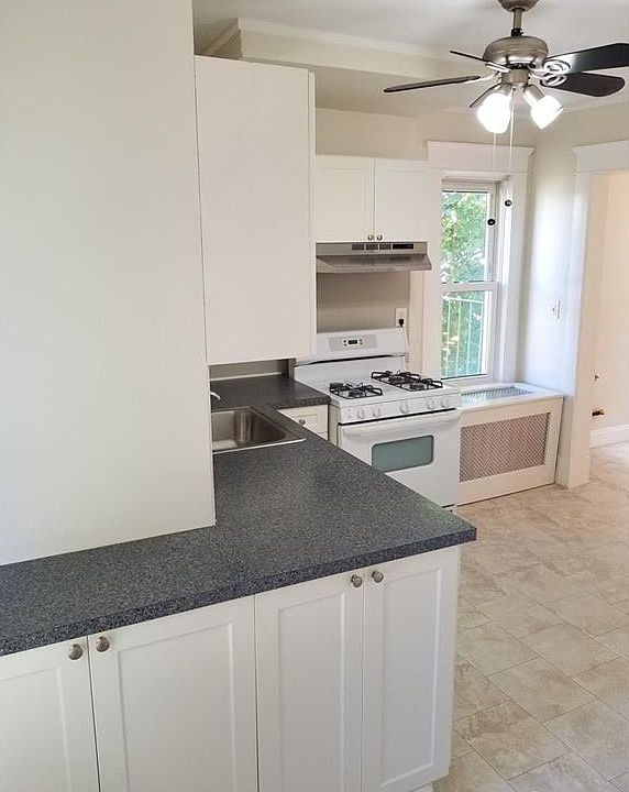 1st image of 335 Garden Ave