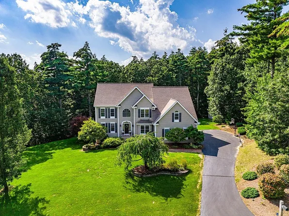 58 Lannan Drive, Pelham, NH 03076