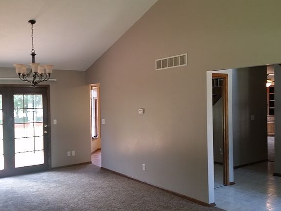 Dining room to sliders/deck