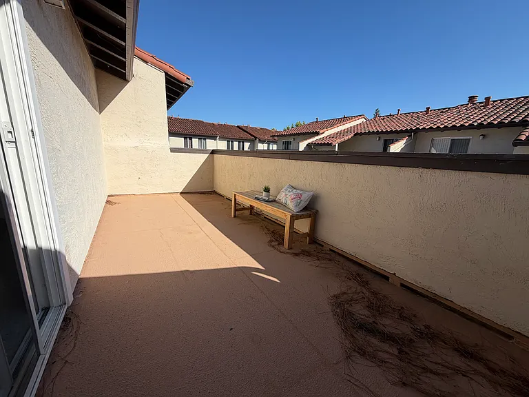balcony