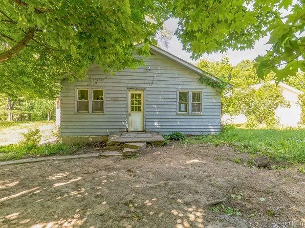 13137 W Armour Ln, Battle Creek, MI 49014