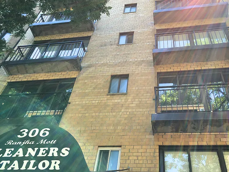 306 Mott St #3B — Photo 7