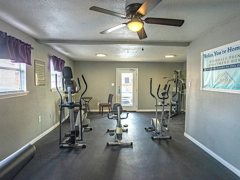 Avendale Pointe Apartments — Photo 7