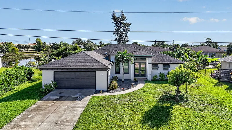 503 SW 11th Ct