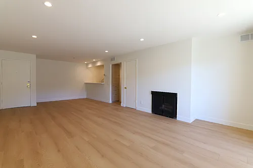 3481 Stancrest Dr #332 Photo 1
