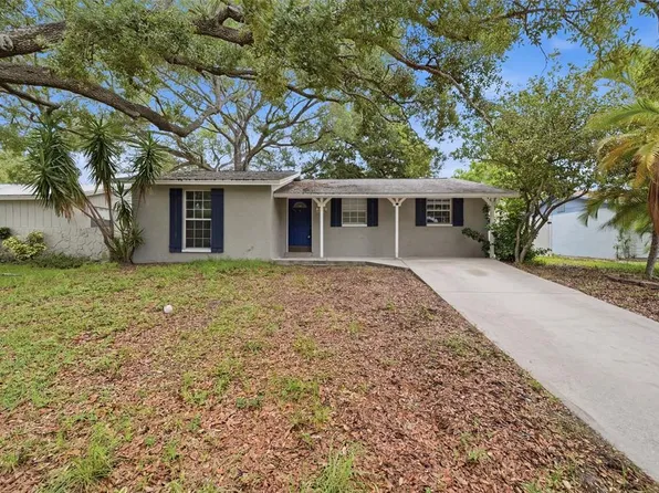 2804 Applewood Dr, Clearwater, FL 33759