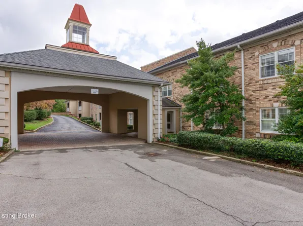 5601 Coach Gate Wynde APT 16, Louisville, KY 40207