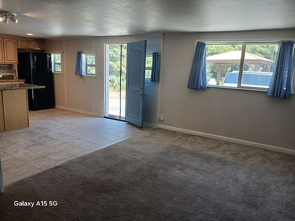 4th image of 4143 La Madrona Dr