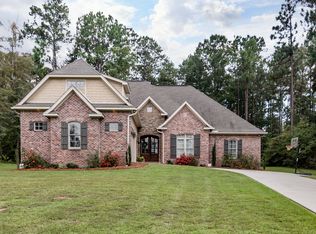 99 Tallulah Rdg, Hattiesburg, MS 39402