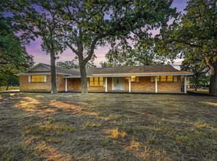 5000 Highpoint Pkwy, Burleson, TX 76028