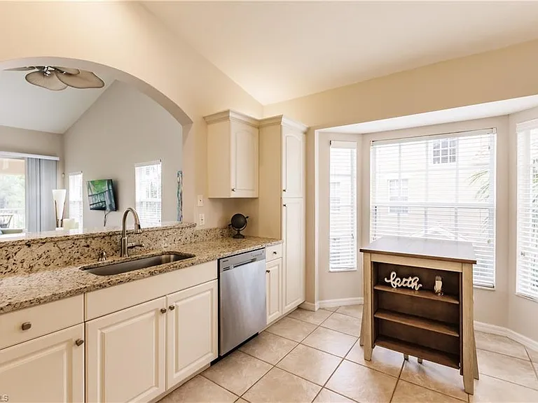 20101 Seagrove St #708 — Photo 14