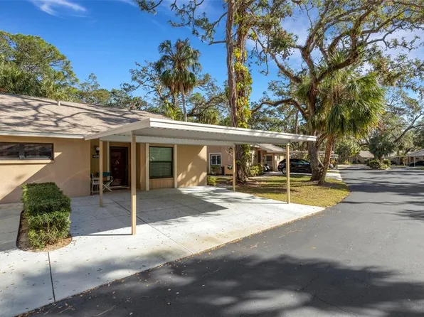 4964 Village Gardens Dr #142, Sarasota, FL 34234