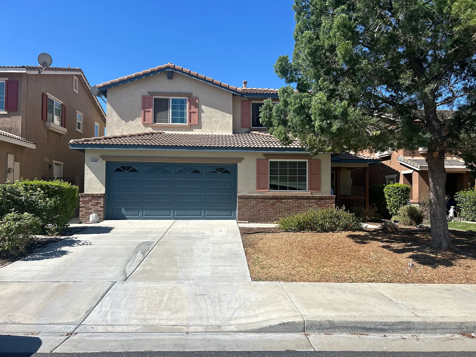 5 bed, 3081 sqft, $3,400 — Photo 1