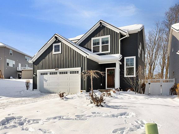 3rd image of 1729 Thyme Dr
