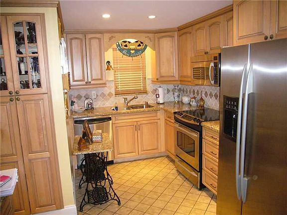 2nd image of 2430 Deer Creek C C Boulevard #601-2