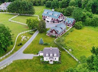 1 Hunt Dr #A, Dover, MA 02030