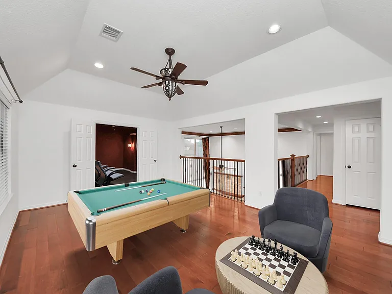 1807 Ravenel Ln — Photo 39