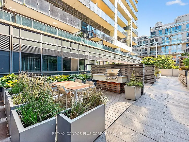 1030 King St W #1205 — Photo 24