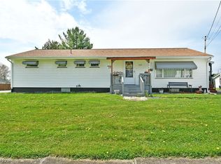 230 High Ave, Niles, OH 44446