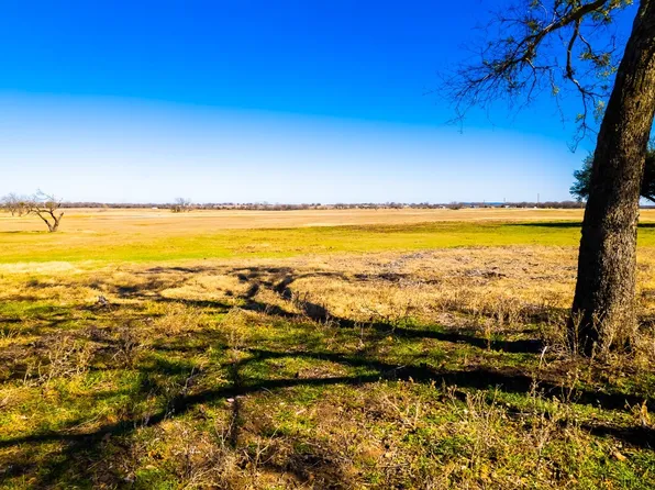 2212 Grass Roots Rd, Tolar, TX 76476