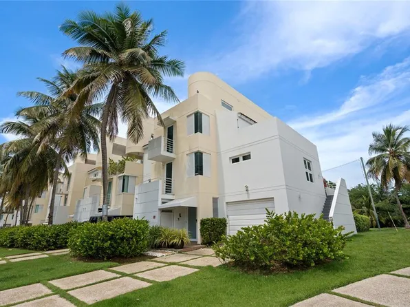 151 VILAS DE GOLF EAST #73, DORADO, PR 00646