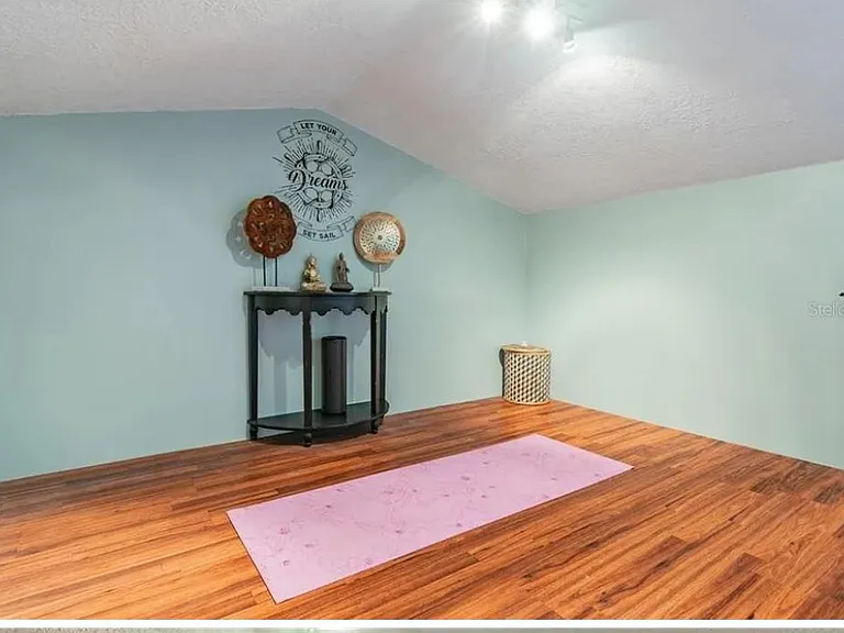 3409 Windy Wood Dr — Photo 24