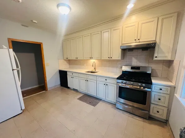 191 Fayette St #2, Quincy, MA 02170